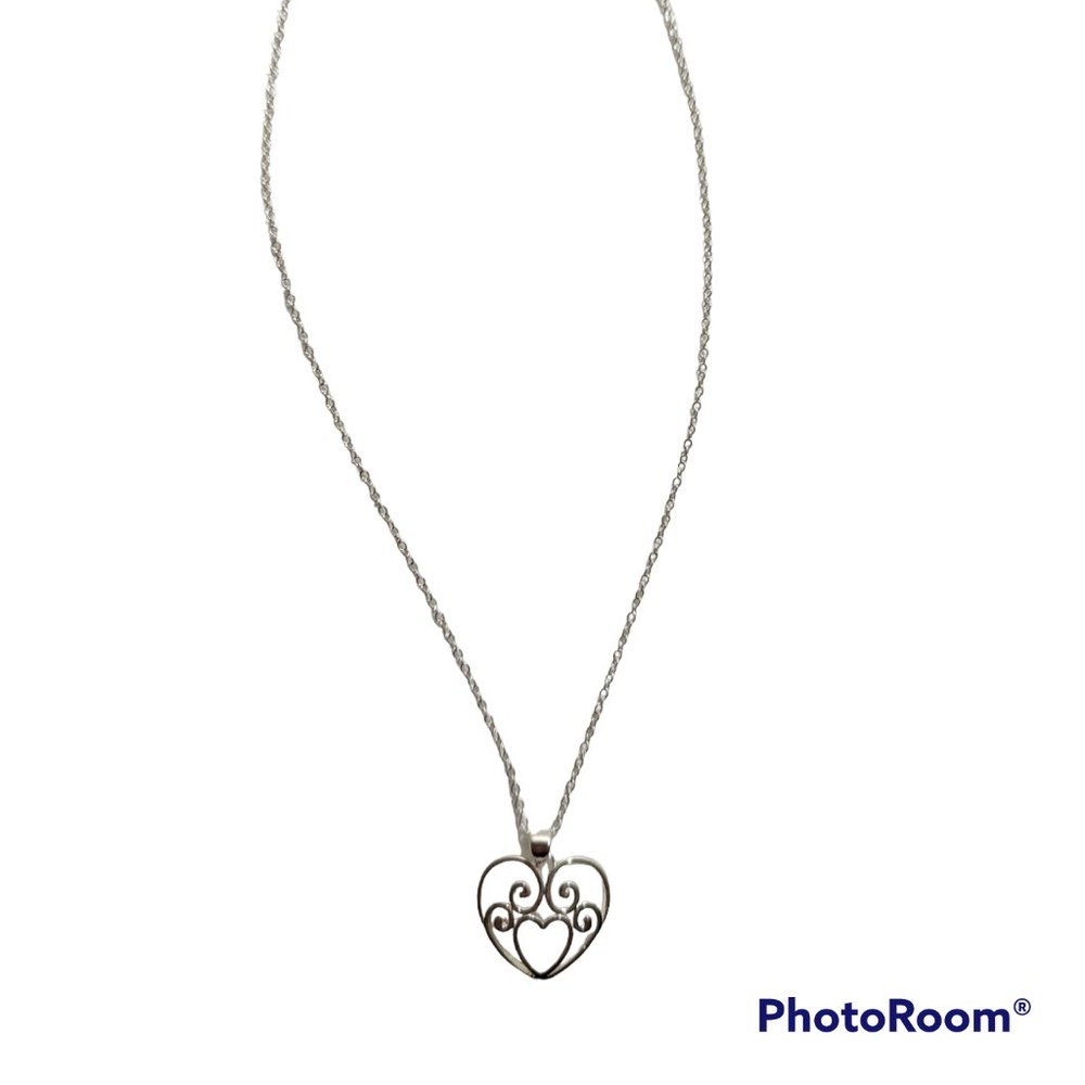 Sterling silver NWOT heart necklace, 18-inch chain, lobster claw clasp